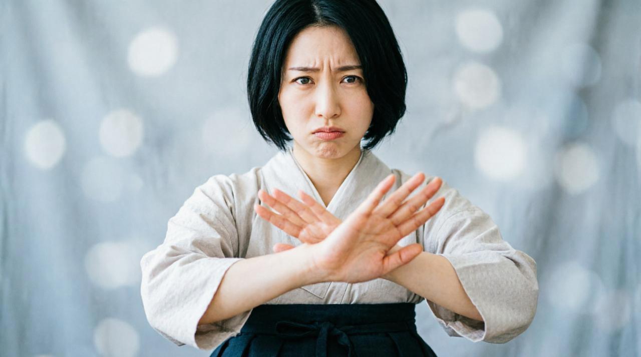年下男性との恋愛で避けたい振る舞いを見直す大人の女性のイメージ