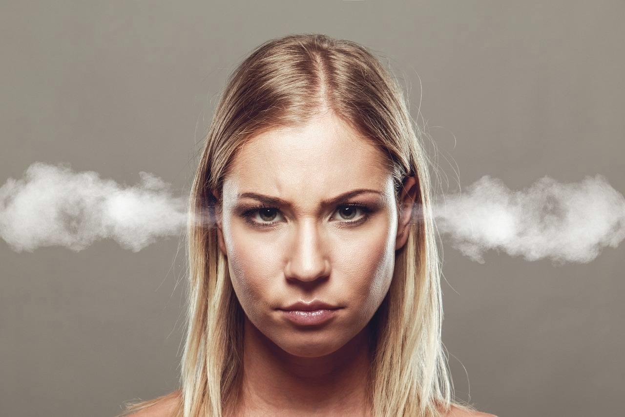 自分の境界線を守り気持ちを立て直す女性